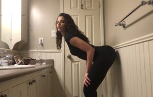 Black leggings tease counter poop with TinaAmazon Fart Girl [UltraHD4K]