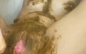 Shit face mask with p00girl Anal Masturbation